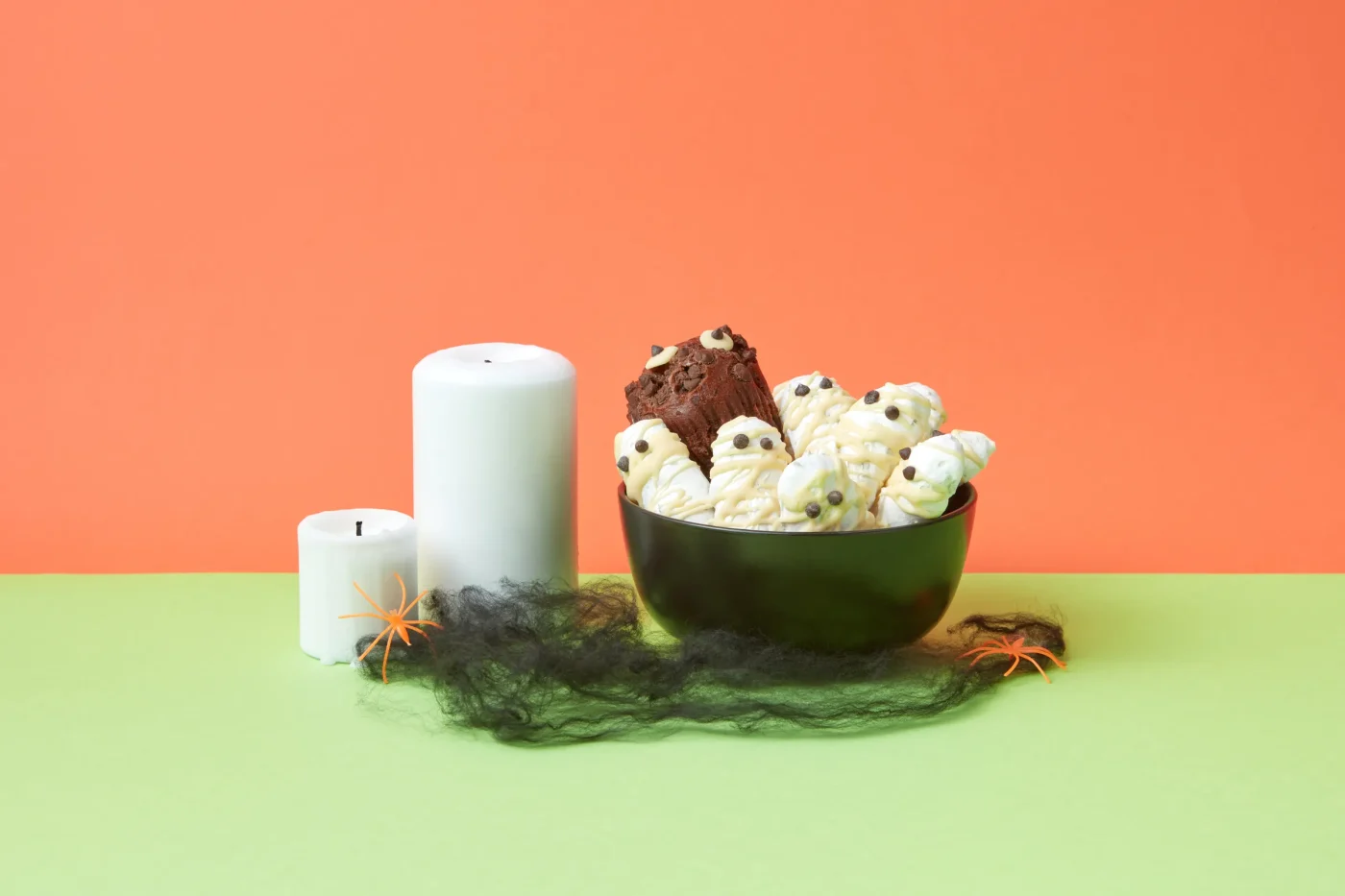 Step-by-Step: Assembling Layered Dark Chocolate "Graveyard" Pots