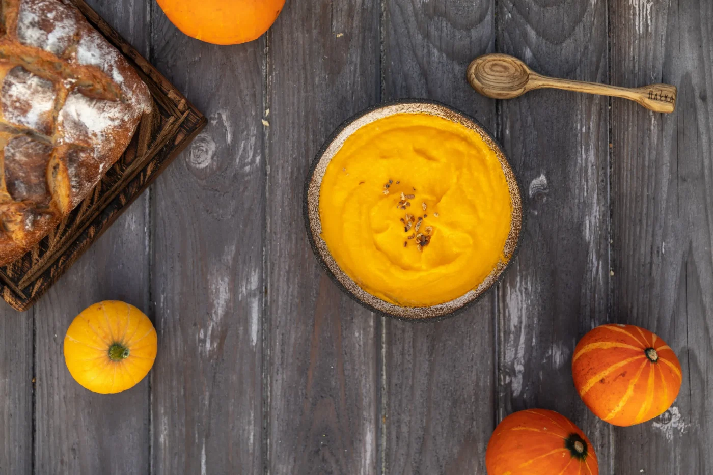 Comforting Mains: Warm Autumn Flavors for Cold October Evenings